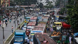 Traffic resumes in Mohakhali after transport workers end blockade