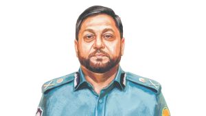 Armed teen gangs to face force: DMP chief