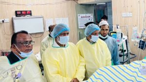 Govt stands by Ashulia fire victims, says Moyeen Khan