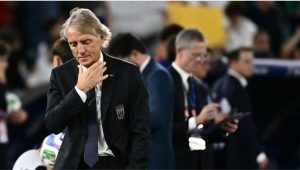 Mancini looks beyond boos after Italy’s Belgium defeat