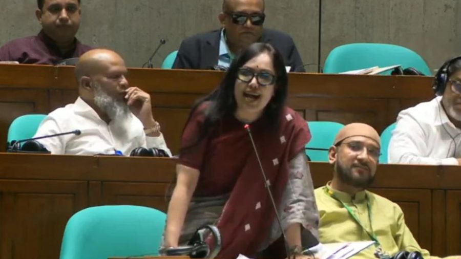 Parliament heats up as Rumin Farhana accuses BNP of graft, loan defaults