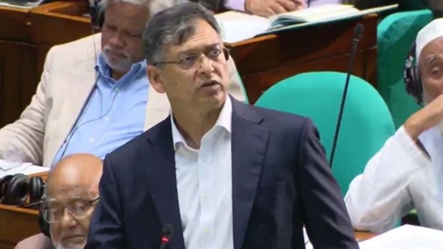 Electric three-wheelers to come under regulation: Salahuddin