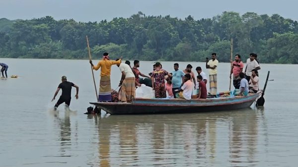 2 bodies recovered; search on for two more in Shitalakkhya river