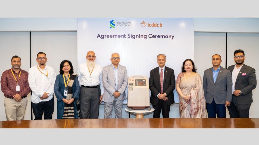SCB donates oxygen concentrators to 5 divisions