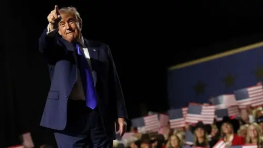 Is Trump’s $5,000 pledge a sign of panic?