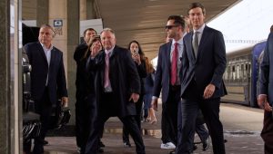US envoys arrive in Kyiv to begin talks on ending the war