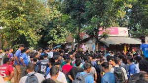 Two JU hall students clash over shop ownership, at least 9 injured