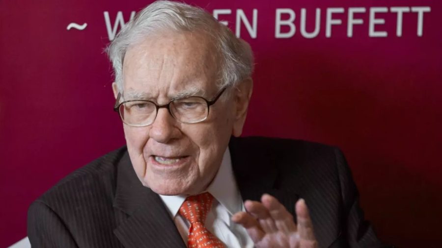 Warren Buffett steps down as Berkshire chairman 