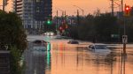Storm hits Toronto, cuts power to thousands