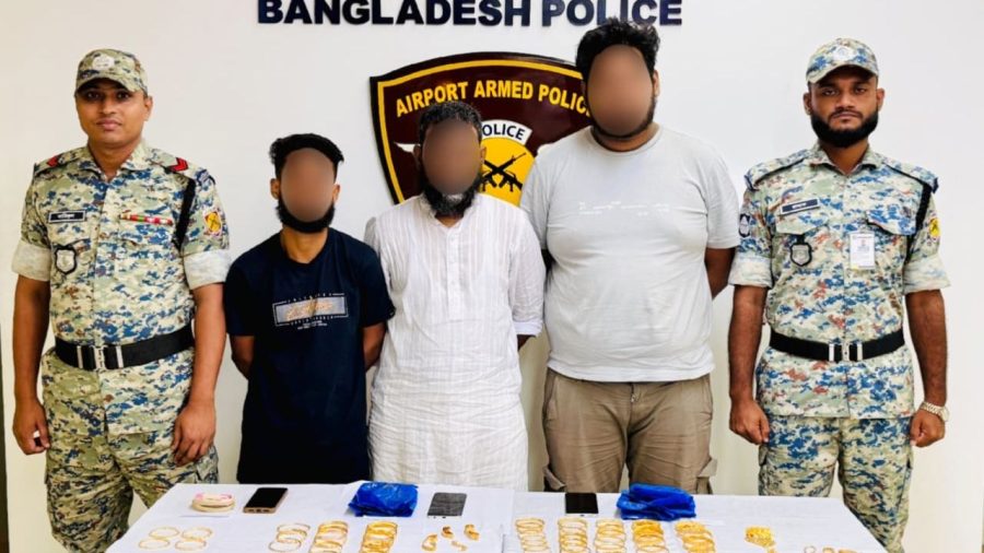 Three held with 74 bhori gold at Shahjalal Airport