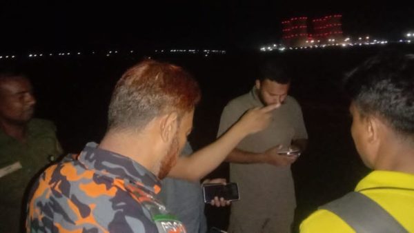3 missing as picnic boat hits Hardinge Bridge pillar in Padma