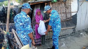Coast Guard distributes relief materials in Saint Martin’s