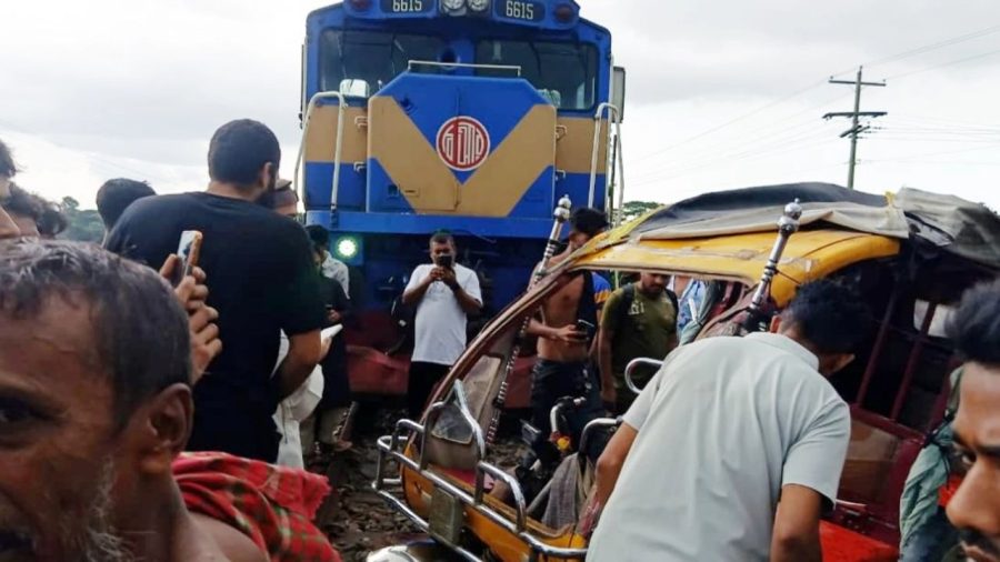 6 killed in separate road, rail accidents in Jashore, Tangail, Manikganj