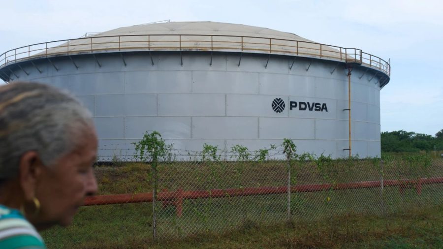 US taps Venezuelan oil, but will fuel prices fall
