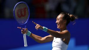 Zheng stuns Swiatek with another US Open comeback