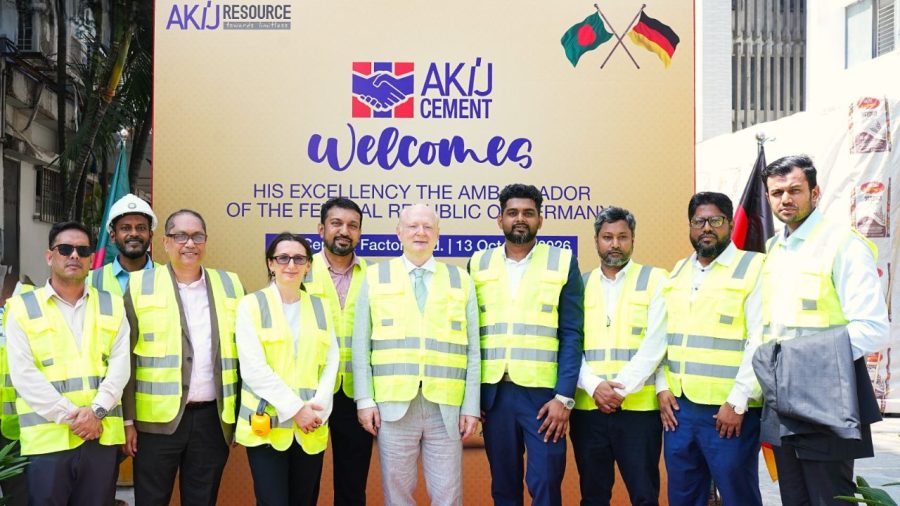 German envoy explores closer industrial ties at AKIJ factories