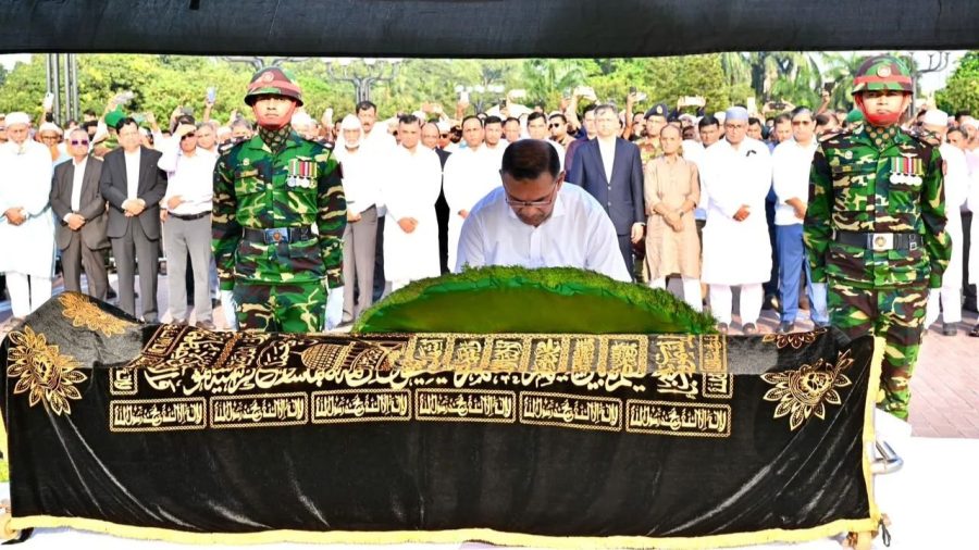 PM attends janaza of valiant freedom fighter Abdul Hai