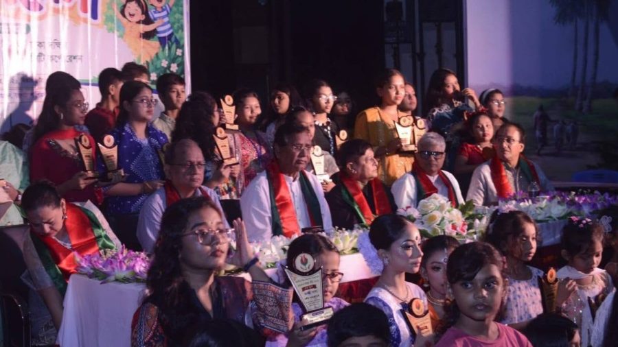 Amra Kuri 2026 children’s festival begins at Shilpakala Academy