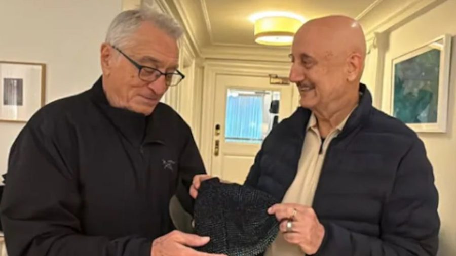 Robert De Niro hosts Anupam Kher at his New York home