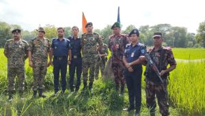 Two Bangladeshi policemen return after 15hrs in BSF custody