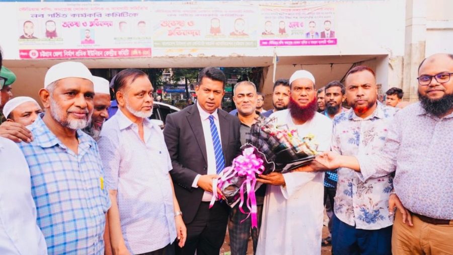 Ctg DC honours traders who cleared decade-old waste