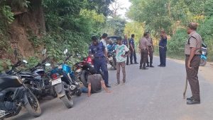 Over 100 passengers held hostage in Cox’s Bazar robbery