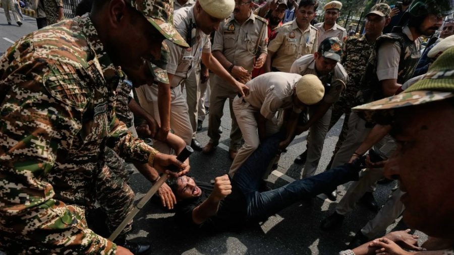 Delhi crackdown fuels backlash against Modi