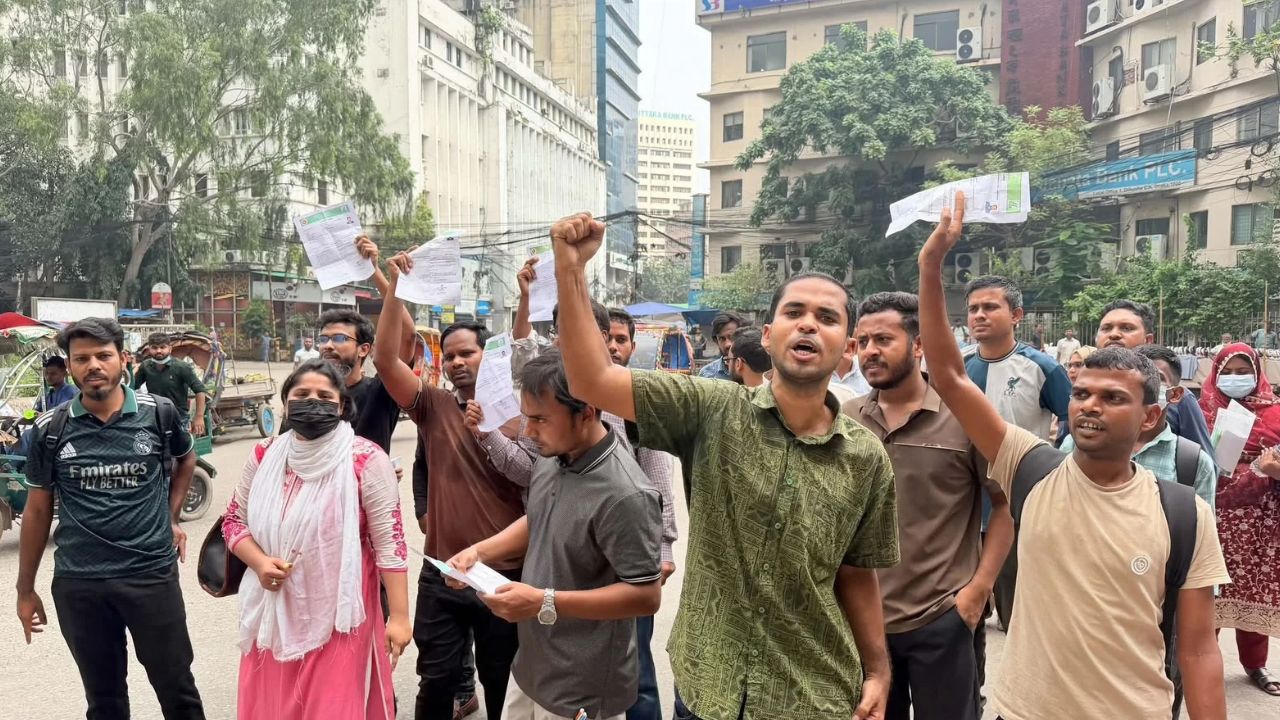 Dhaka protest