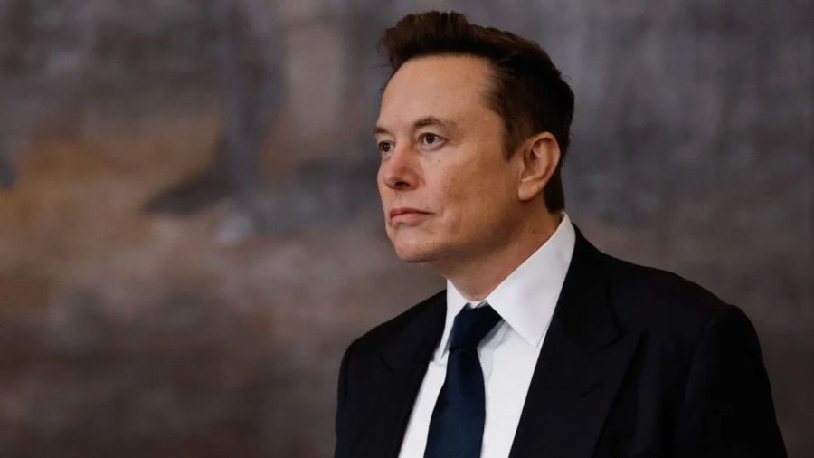 Elon Musk becomes trillionaire again