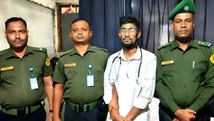 Man posing as doctor detained at DMCH