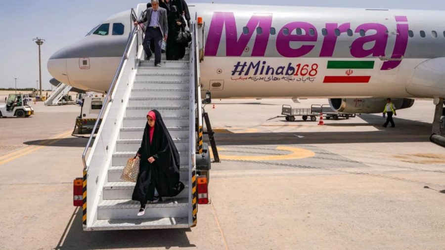 Iran calls on Iraq to lift flight restrictions over US sanctions