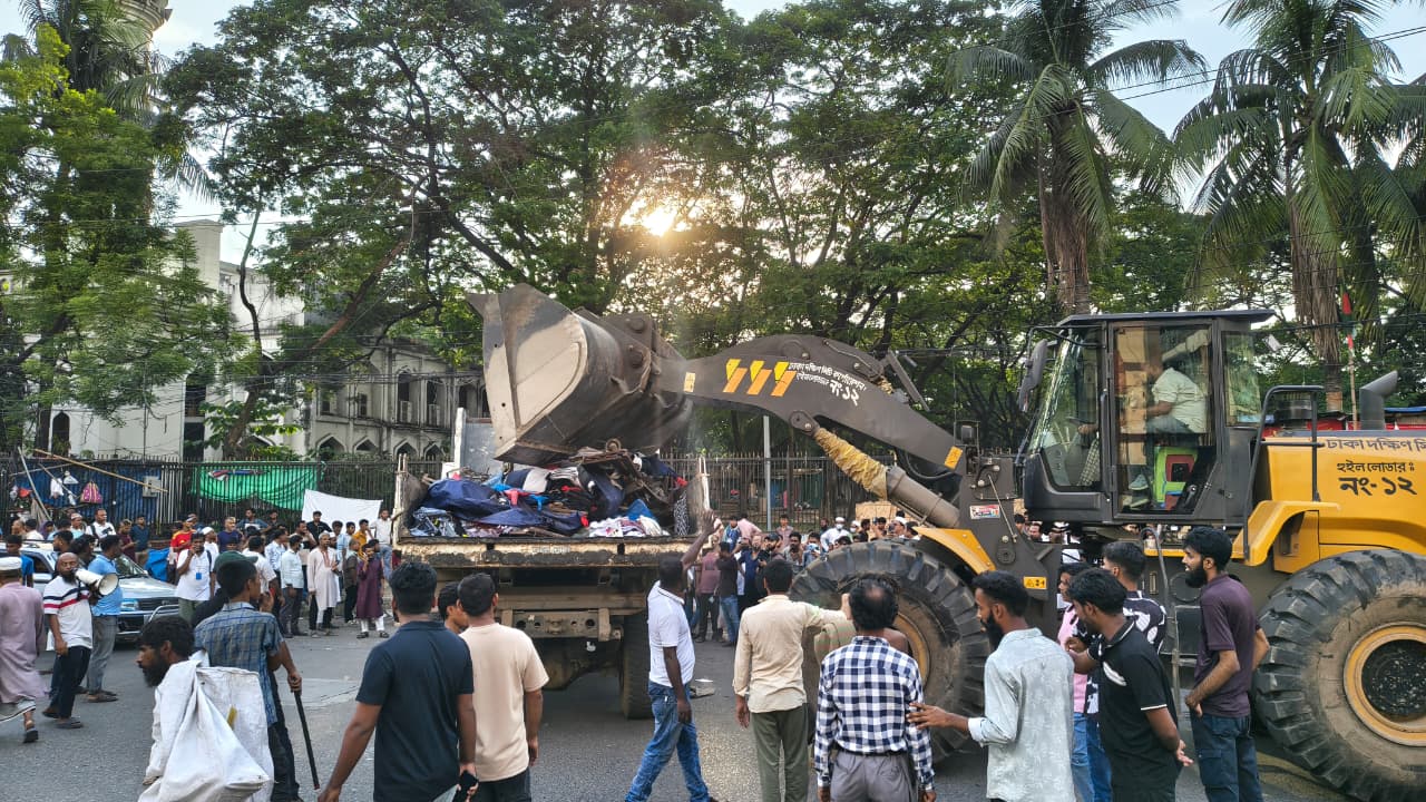 Footpath Hawkers