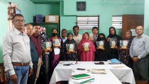 Grameen Bank awards Baudouin Prize to 240 members, 40 staff