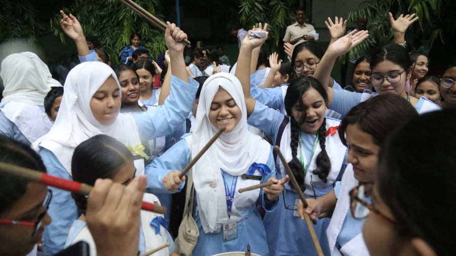HSC, equivalent exam pass rate 52.12%