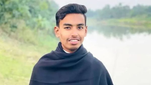 Student movement leader Mahdi Hasan barred from leaving country
