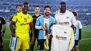 Benin gift special statue to Messi’s wife to ‘protect the king’
