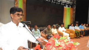 Minister Aminur Rashid pledges to resolve CMCH problems