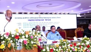 Govt open to constructive criticism, says Moyeen Khan
