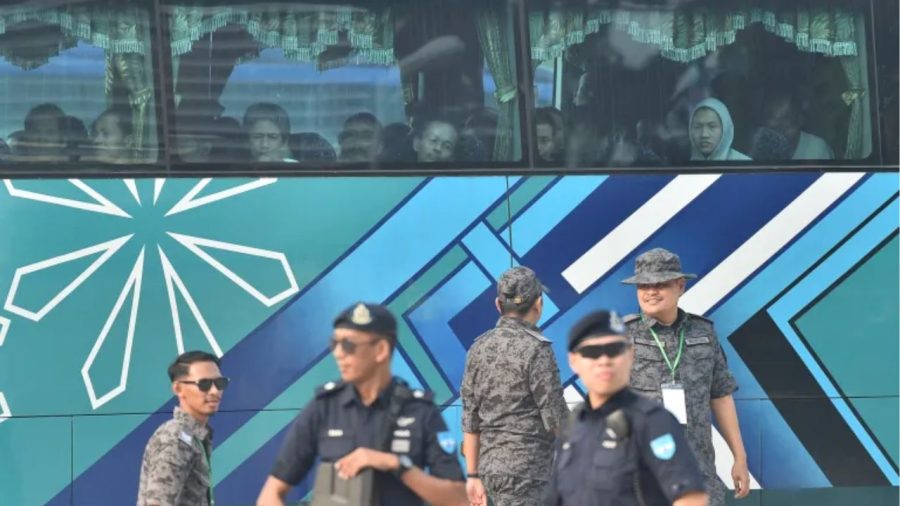 Malaysia deports 1,500 Myanmar migrants amid UN warnings