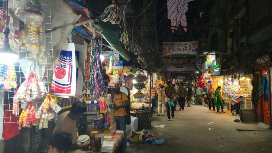 Durga Puja Knocks the Door: Old Dhaka shops still wait for buyers