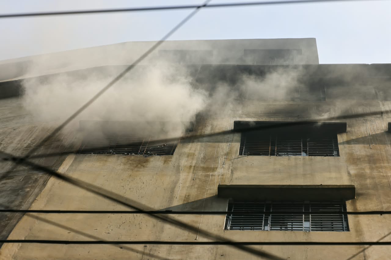 Old Dhaka building fire