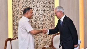 PM pledges stable, investor-friendly environment