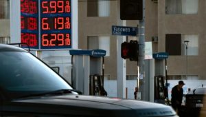 US inflation rises ahead of midterms, raising rate hike fears
