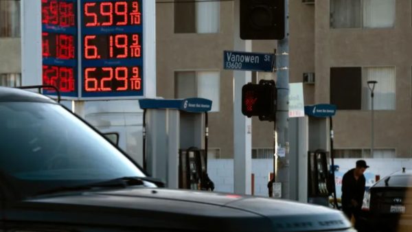 US inflation rises ahead of midterms, raising rate hike fears