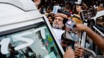 Gandhi siblings dragged into bus after refusing to leave Delhi road