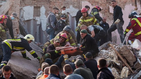Russian strikes kill at least 21 across Ukraine in major attack