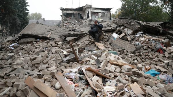 Russian air attacks kill 15 in Zaporizhzhia as rescuers search for survivors