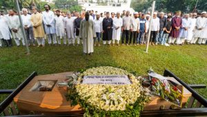 Journalist Toufique Imrose Khalidi laid to rest after final tributes