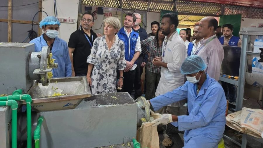 UN special envoy visits soap production centre in Rohingya camp