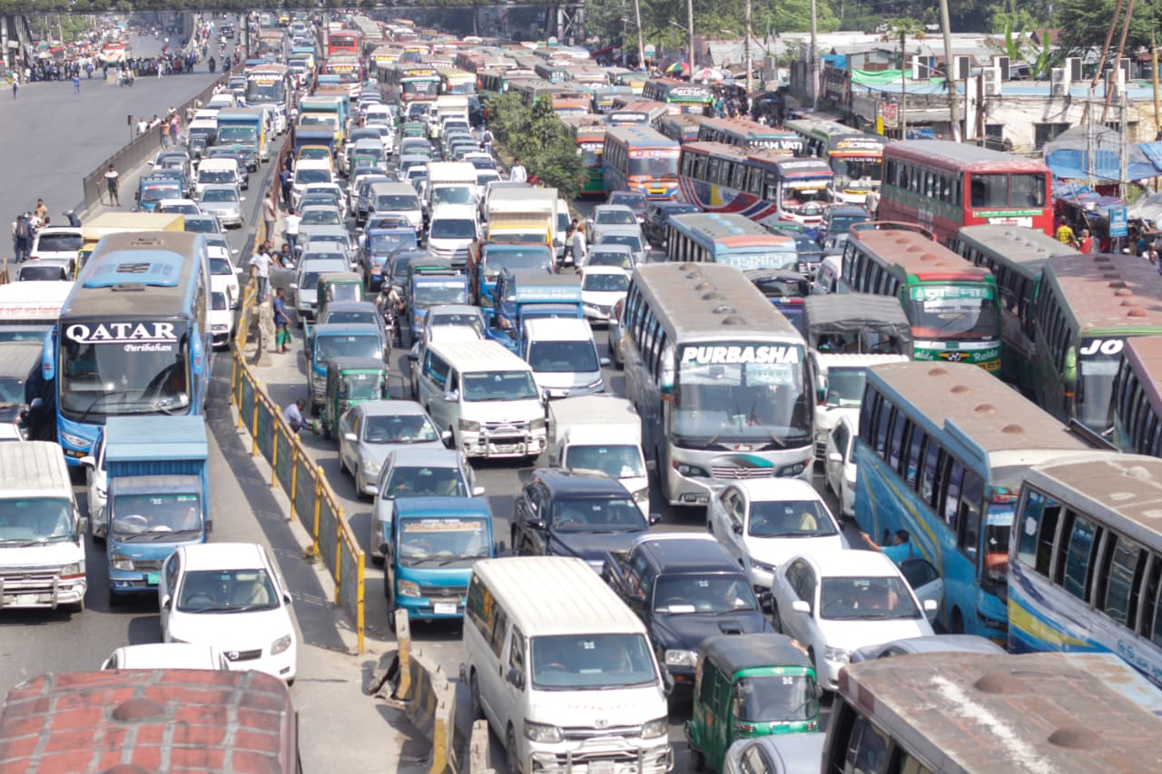 Uttara traffic movement halted